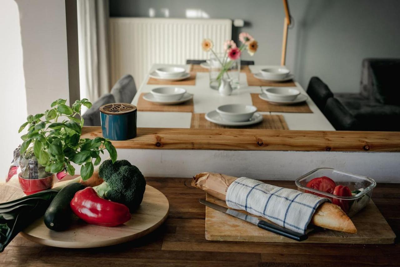 Dwupoziomowy, Rodzinny Apartament. Ochrona, Garaz. วอร์ซอ ภายนอก รูปภาพ
